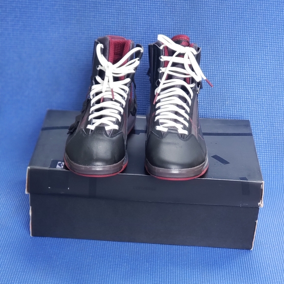 Nike Air Max 720 Saturn- Blk Team Red - Picture 3 of 7